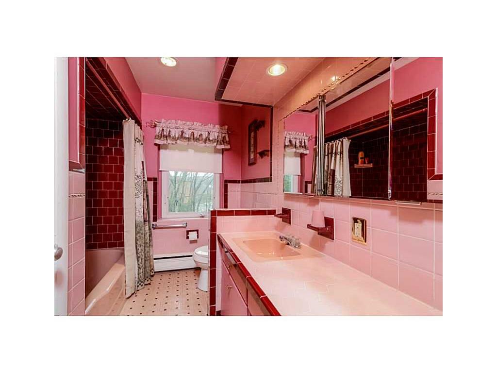 612 Harris Ave, Woonsocket, RI 02895 photo 12