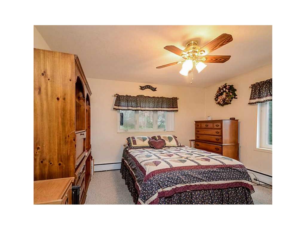 612 Harris Ave, Woonsocket, RI 02895 photo 13