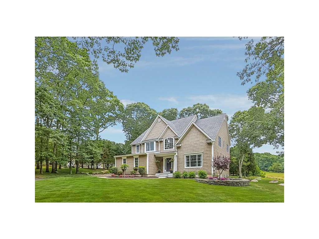 42 Wicklow Rd, Westerly, RI 02891 photo 1