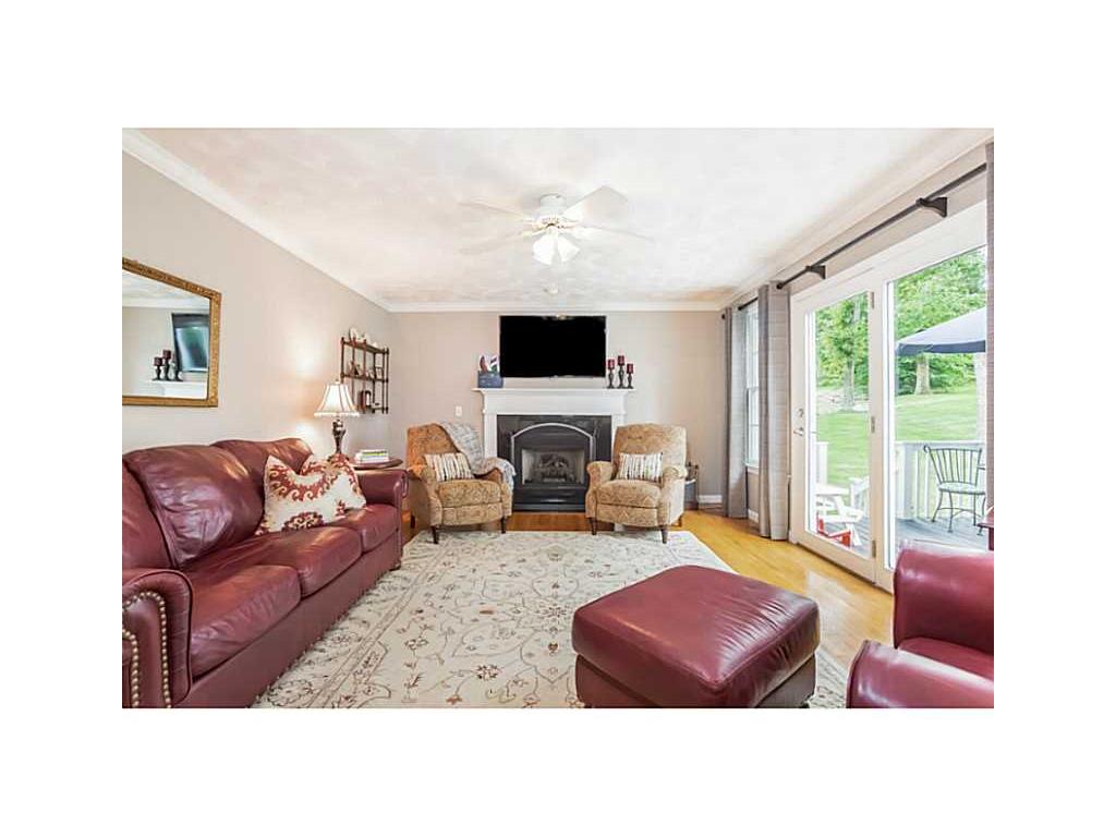 42 Wicklow Rd, Westerly, RI 02891 photo 11