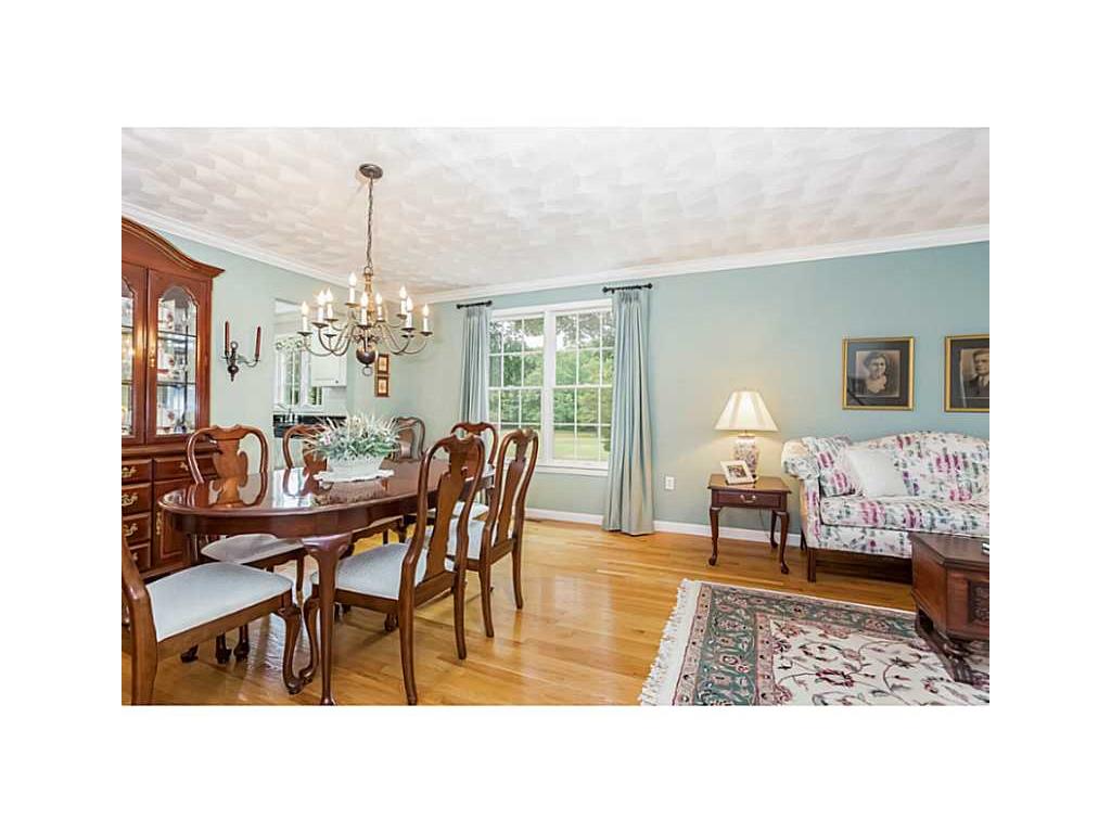 42 Wicklow Rd, Westerly, RI 02891 photo 12