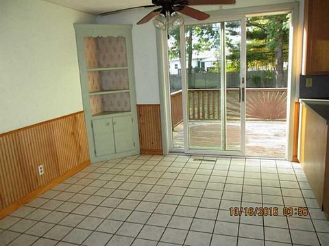 73 Rodney Rd, Warwick, RI 02889 photo 6