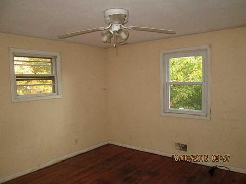 73 Rodney Rd, Warwick, RI 02889 photo 9