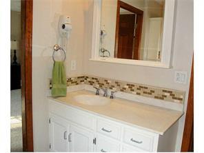 94 Main Ave, Warwick, RI 02886 photo 15