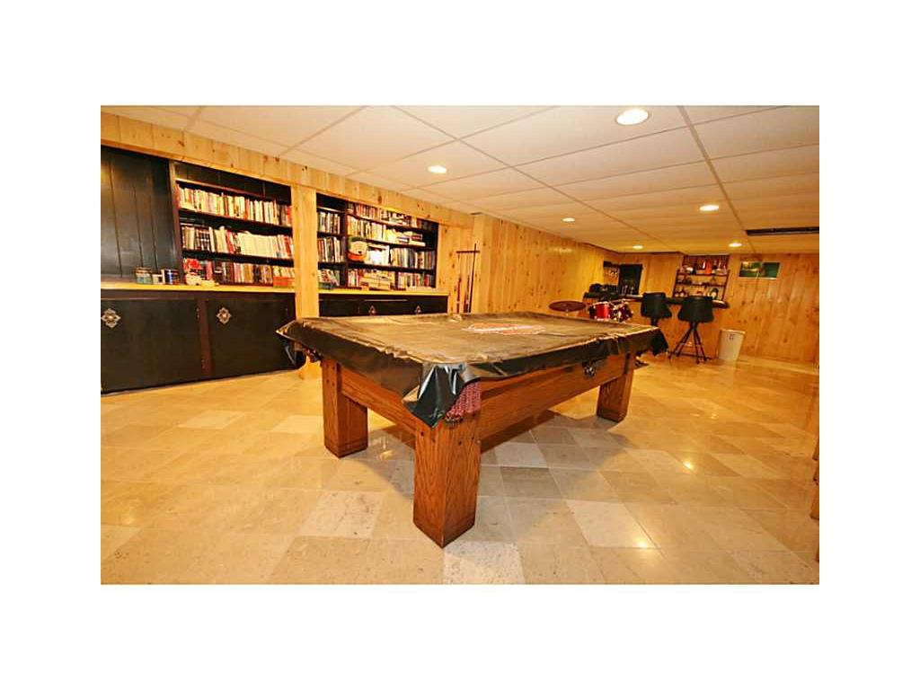 209 Bayberry Rd, Woonsocket, RI 02895 photo 10