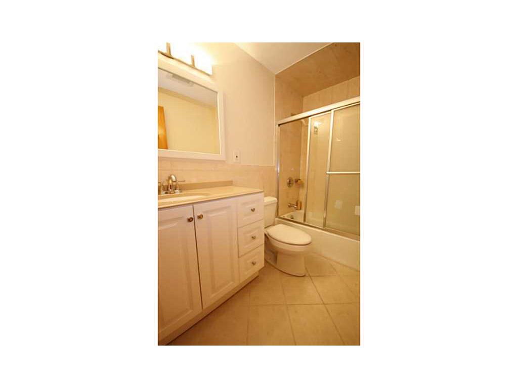 209 Bayberry Rd, Woonsocket, RI 02895 photo 6