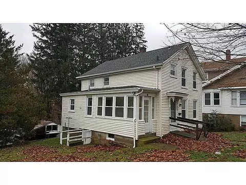 23 Spring St, Westerly, RI 02891 photo 3