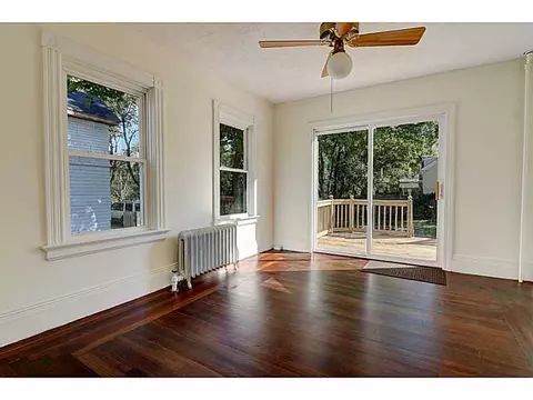 14 King St, Warwick, RI 02886 photo 6