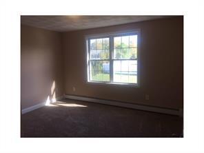 25 Hamlet Ct, Bristol, RI 02809 photo 7