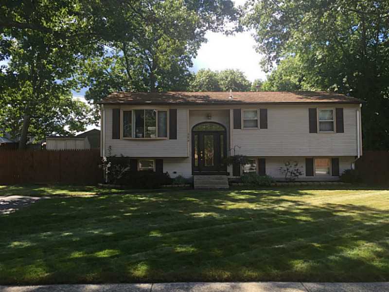 123 Polk Rd, Warwick, RI 02889 photo 1