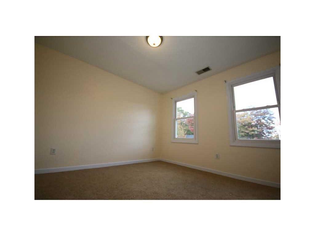 23 Castleton Dr, Cranston, RI 02921 photo 17
