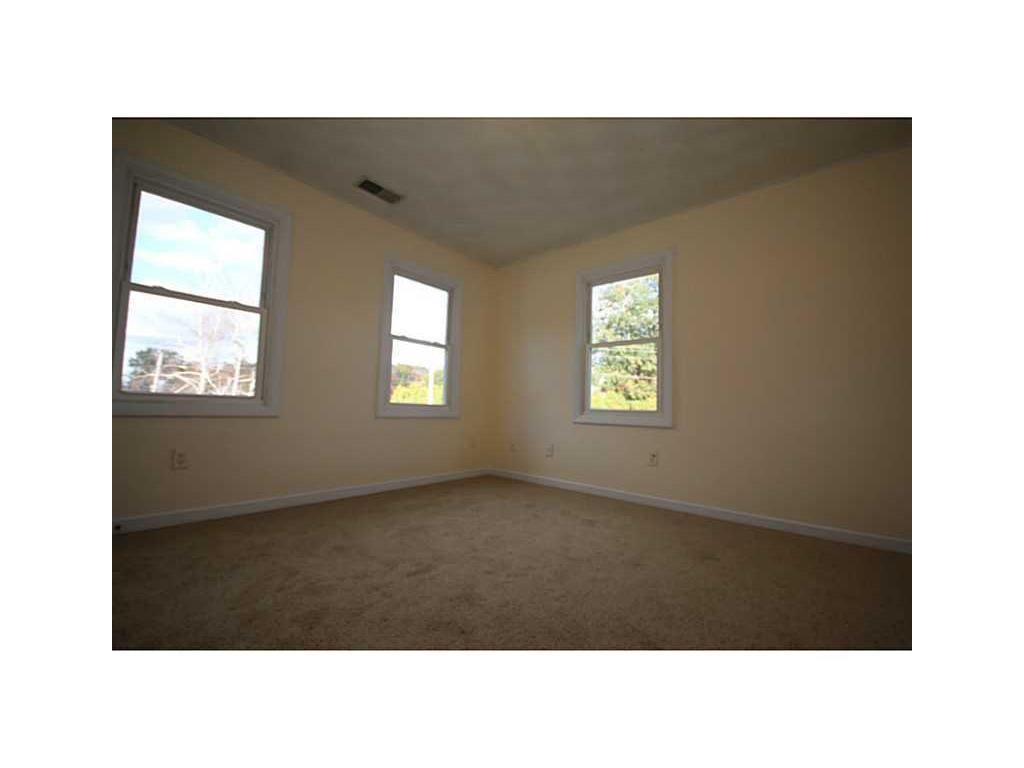 23 Castleton Dr, Cranston, RI 02921 photo 15