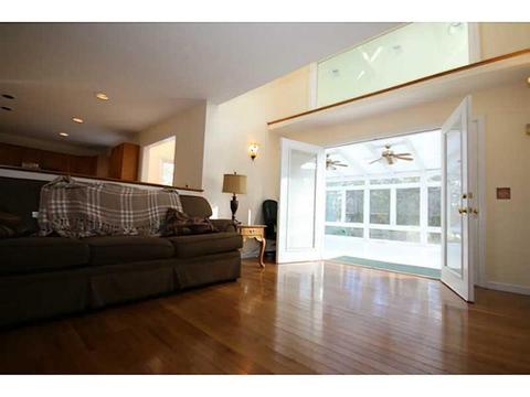 23 Castleton Dr, Cranston, RI 02921 photo 9