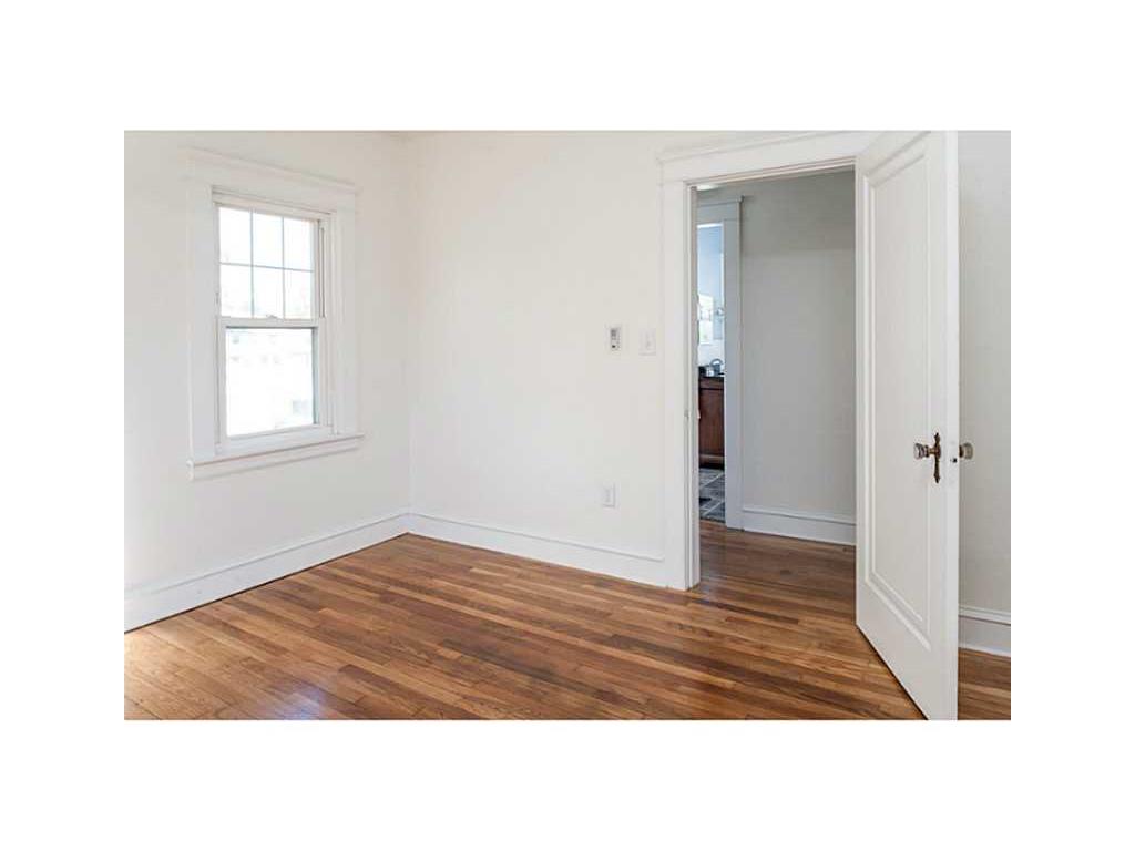 47 Chapmans Ave, Warwick, RI 02886 photo 12