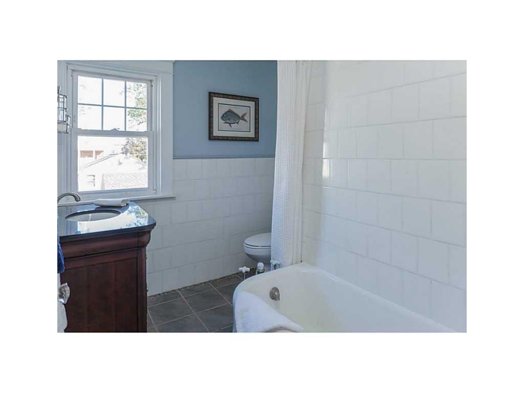 47 Chapmans Ave, Warwick, RI 02886 photo 14