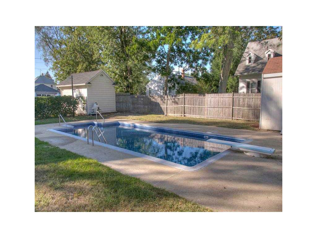 47 Chapmans Ave, Warwick, RI 02886 photo 17