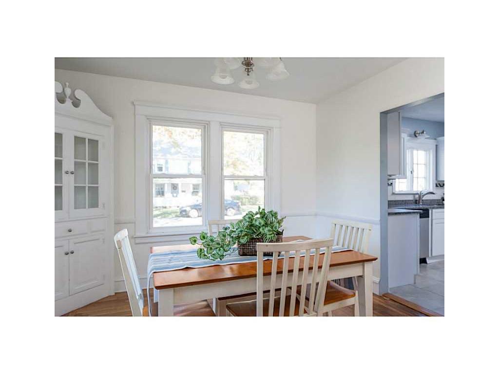 47 Chapmans Ave, Warwick, RI 02886 photo 11