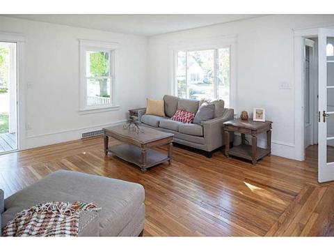 47 Chapmans Ave, Warwick, RI 02886 photo 6