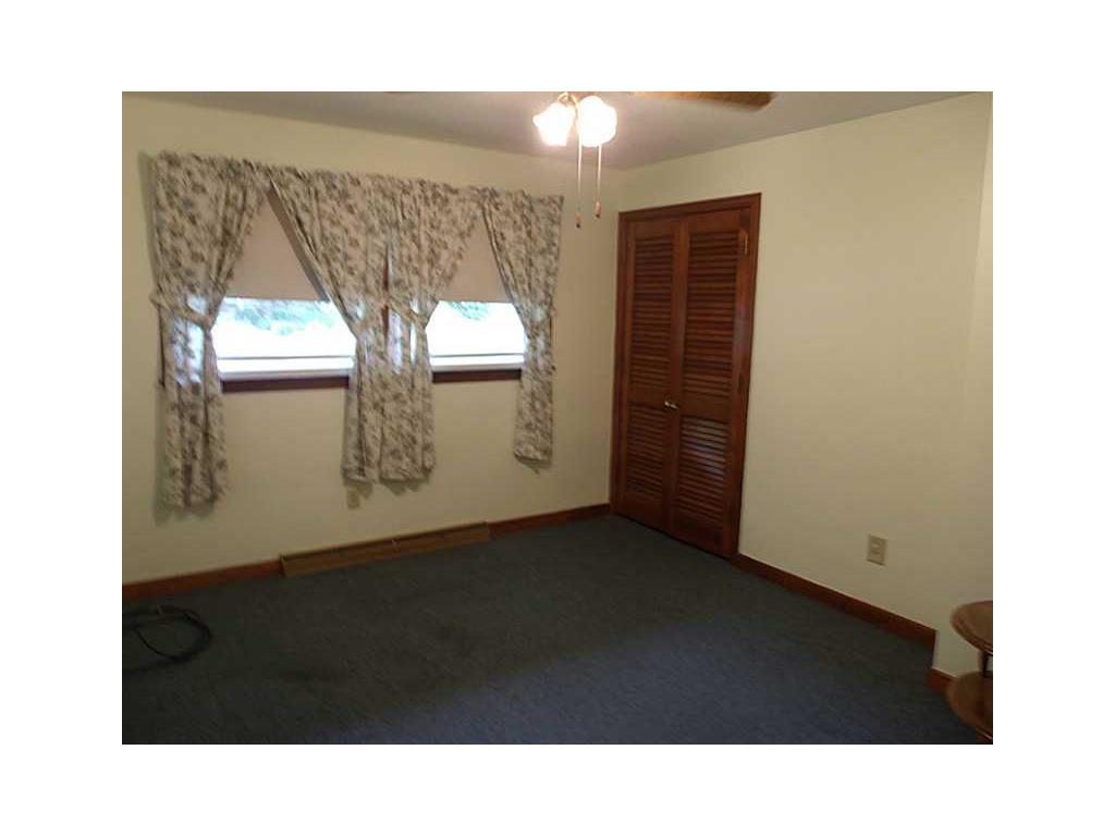180 Blue Stone Dr, Woonsocket, RI 02895 photo 7