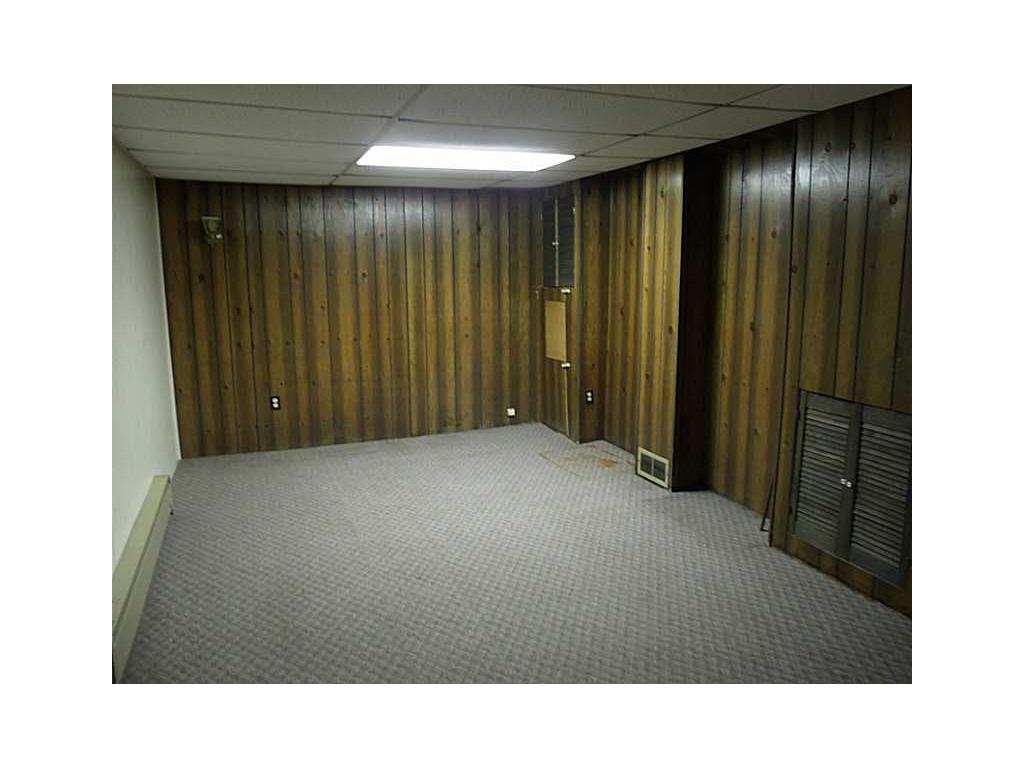 180 Blue Stone Dr, Woonsocket, RI 02895 photo 9