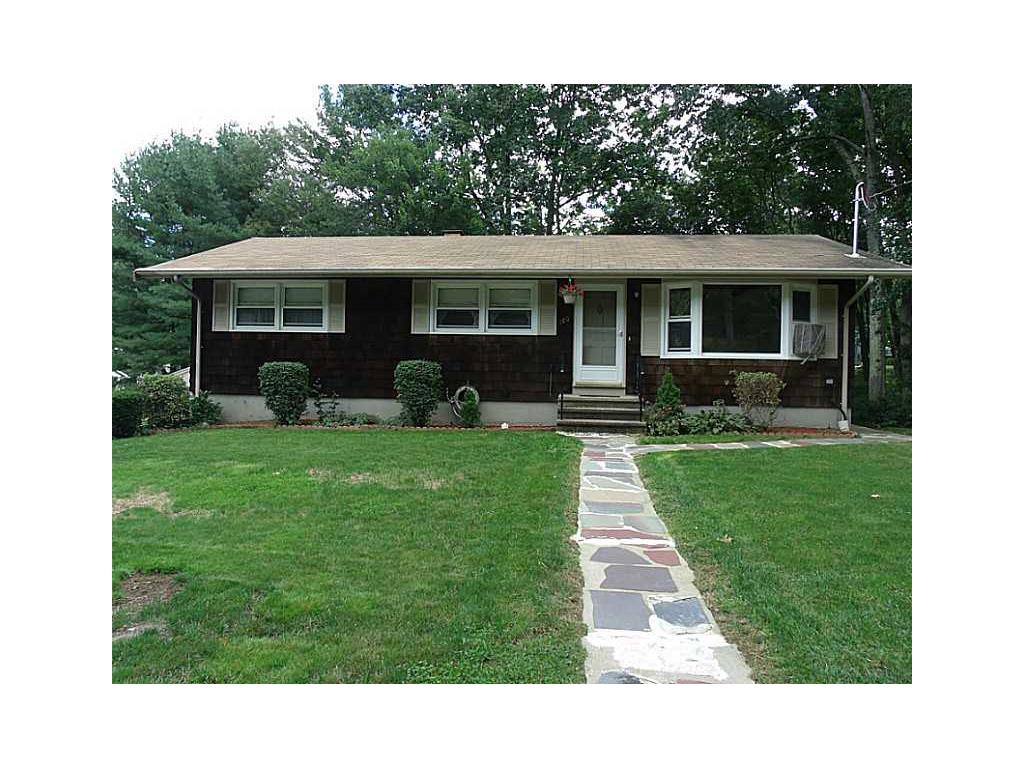 180 Blue Stone Dr, Woonsocket, RI 02895 photo 2