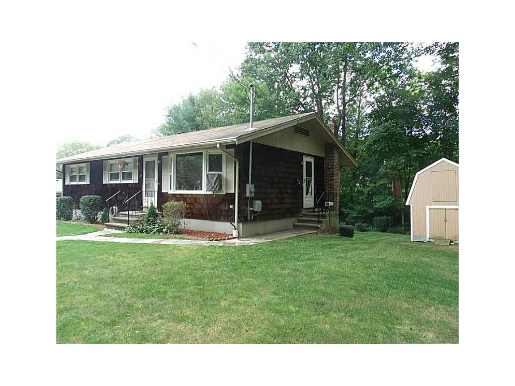 180 Blue Stone Dr, Woonsocket, RI 02895 photo 3