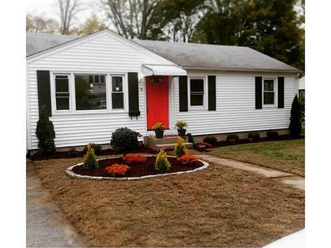 8 Fourth St, Smithfield, RI 02917 photo 1