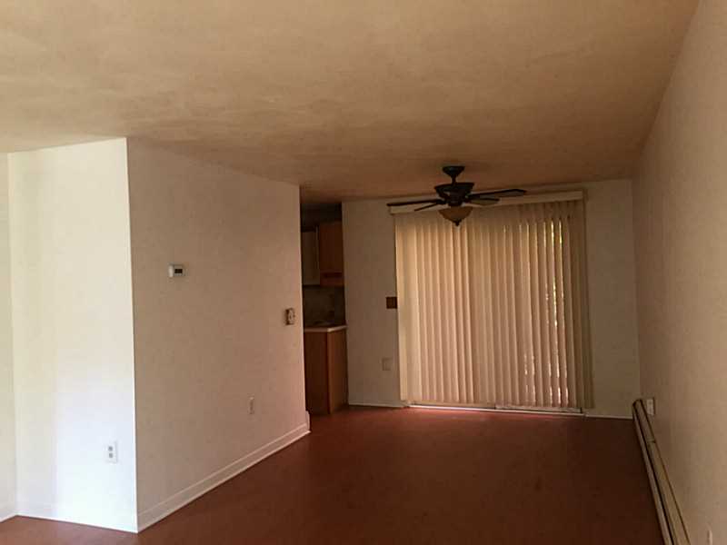 23 Reed St, Warwick, RI 02886 photo 4