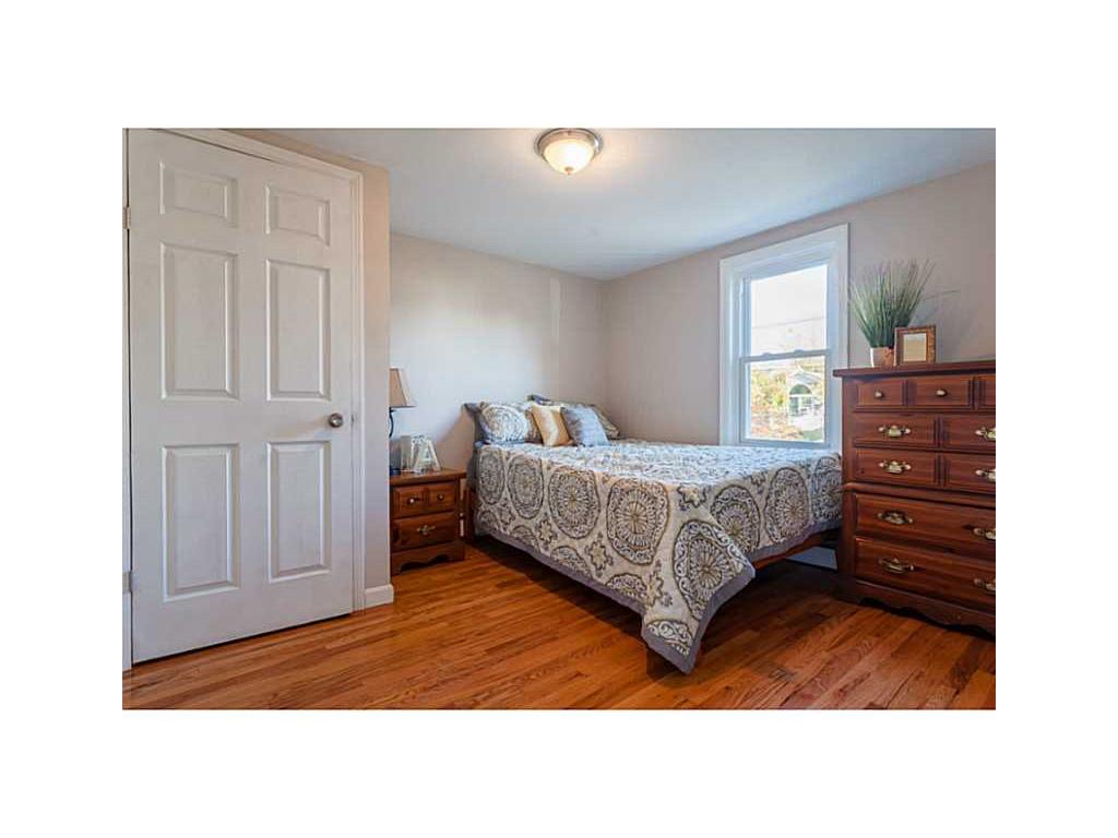 10 Parade Rd, Warwick, RI 02886 photo 13
