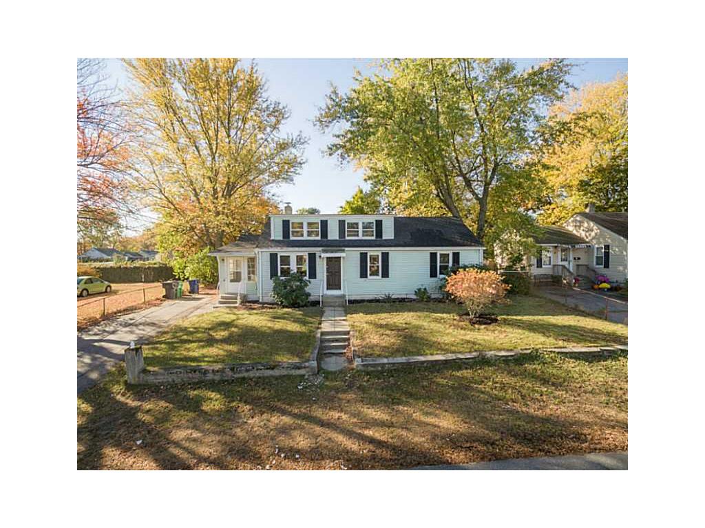 10 Parade Rd, Warwick, RI 02886 photo 1
