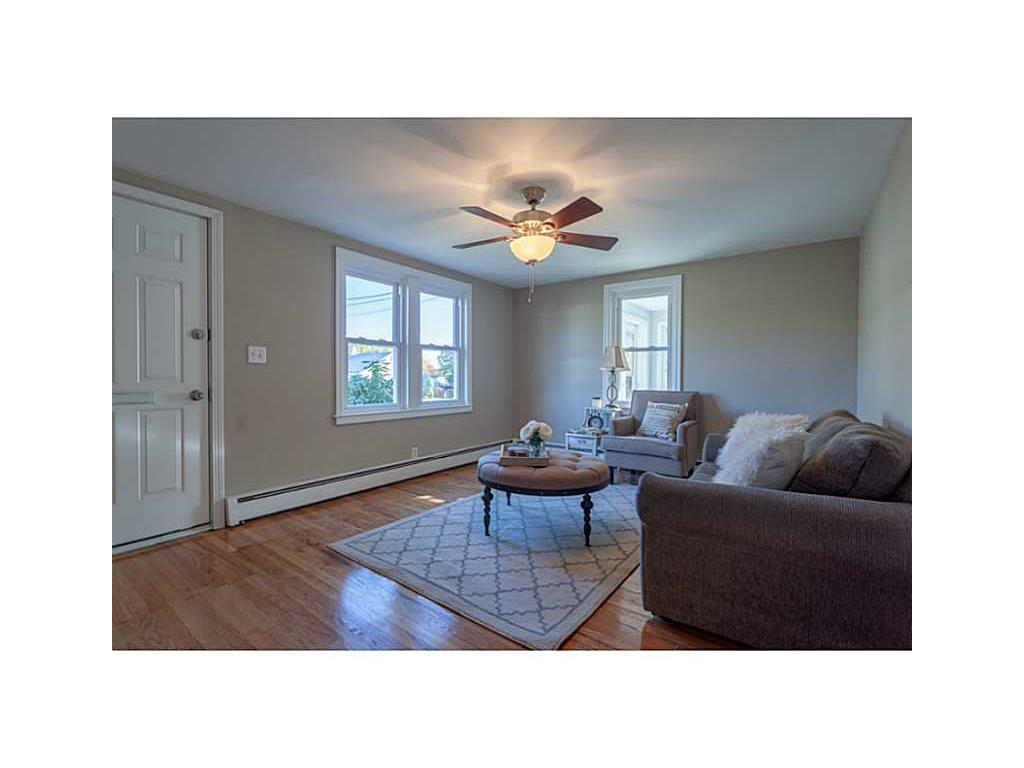 10 Parade Rd, Warwick, RI 02886 photo 12