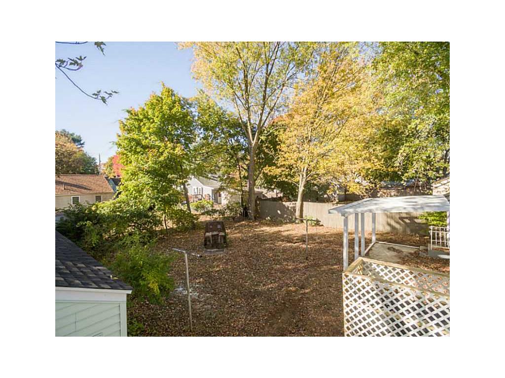 10 Parade Rd, Warwick, RI 02886 photo 20