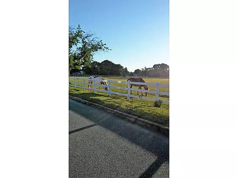 185 Claypool Dr, Warwick, RI 02886 photo 3