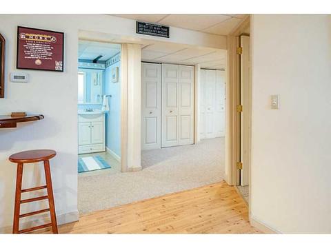 8 Dawson Ave, Warwick, RI 02888 photo 19