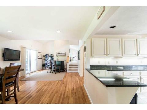 47 Paddock Dr, Warwick, RI 02886 photo 13