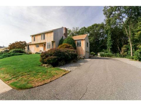 47 Paddock Dr, Warwick, RI 02886 photo 3