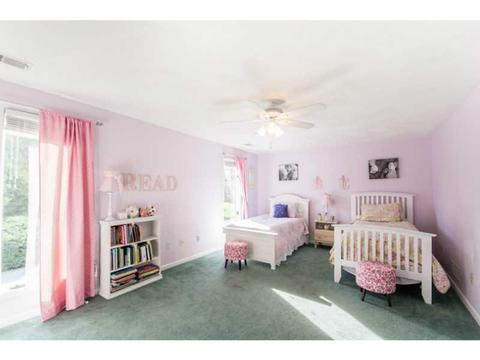 47 Paddock Dr, Warwick, RI 02886 photo 8