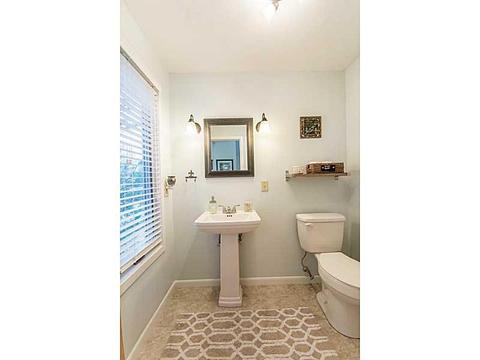 47 Paddock Dr, Warwick, RI 02886 photo 12