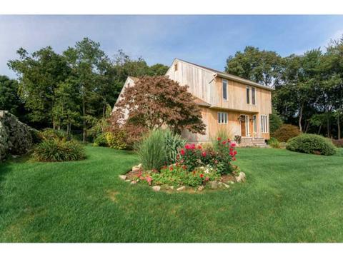 47 Paddock Dr, Warwick, RI 02886 photo 2