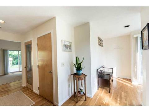 47 Paddock Dr, Warwick, RI 02886 photo 4