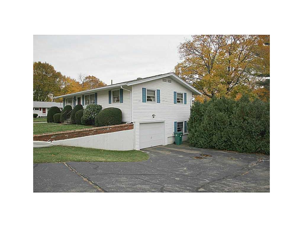 94 Newton St, Woonsocket, RI 02895 photo 2