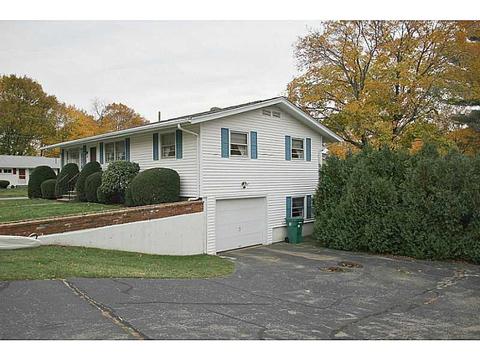 94 Newton St, Woonsocket, RI 02895 photo 2