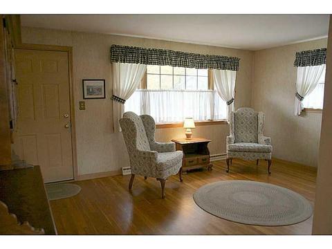94 Newton St, Woonsocket, RI 02895 photo 6