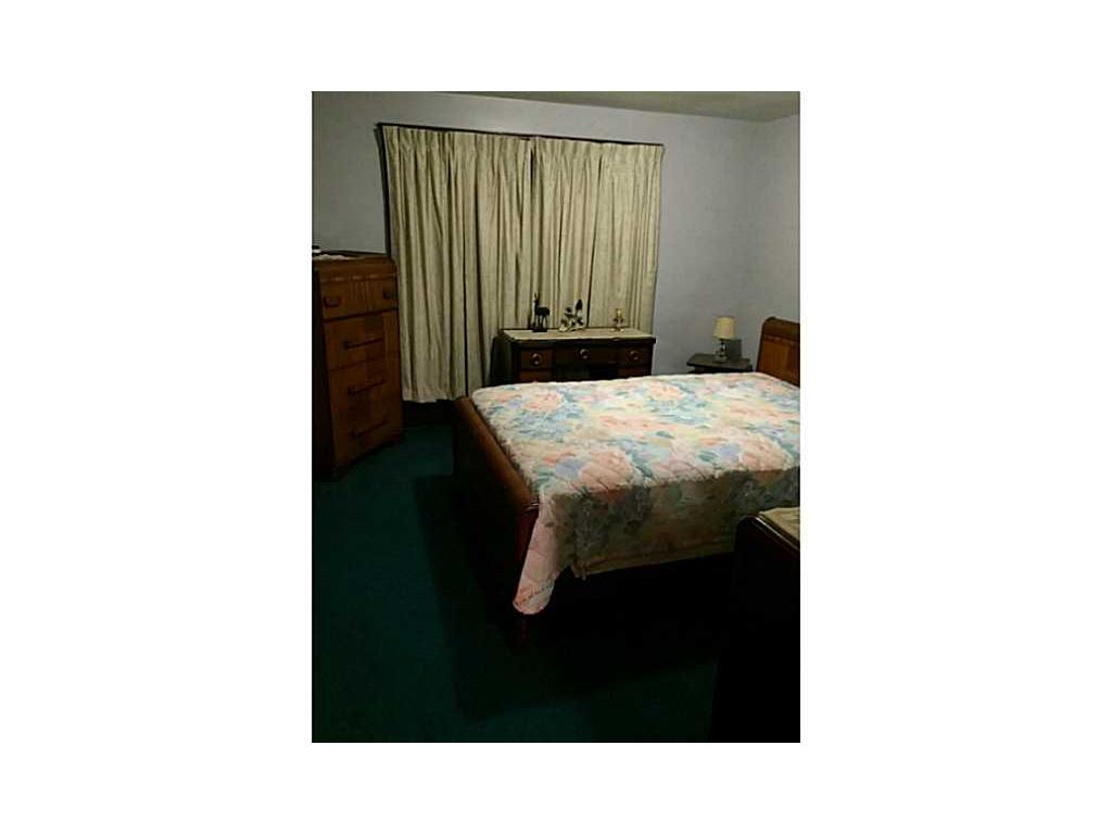216 Mowry St, Woonsocket, RI 02895 photo 10