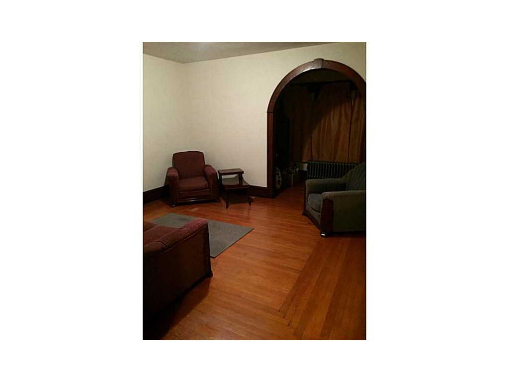 216 Mowry St, Woonsocket, RI 02895 photo 3