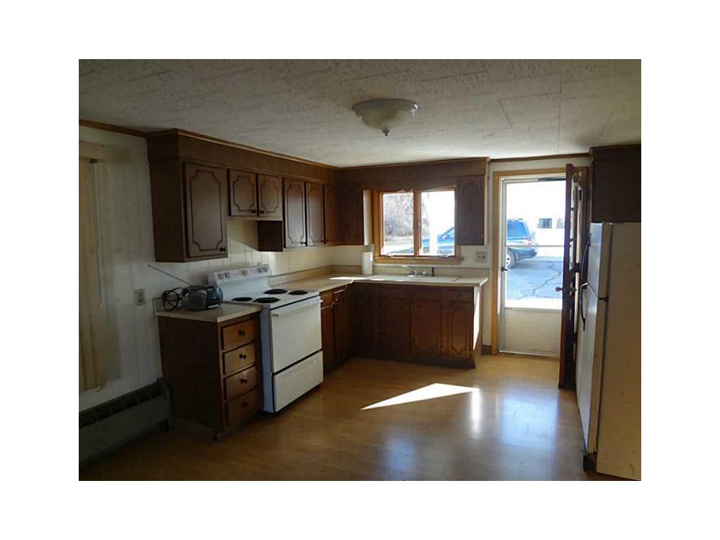 77 Oak St, Westerly, RI 02891 photo 7