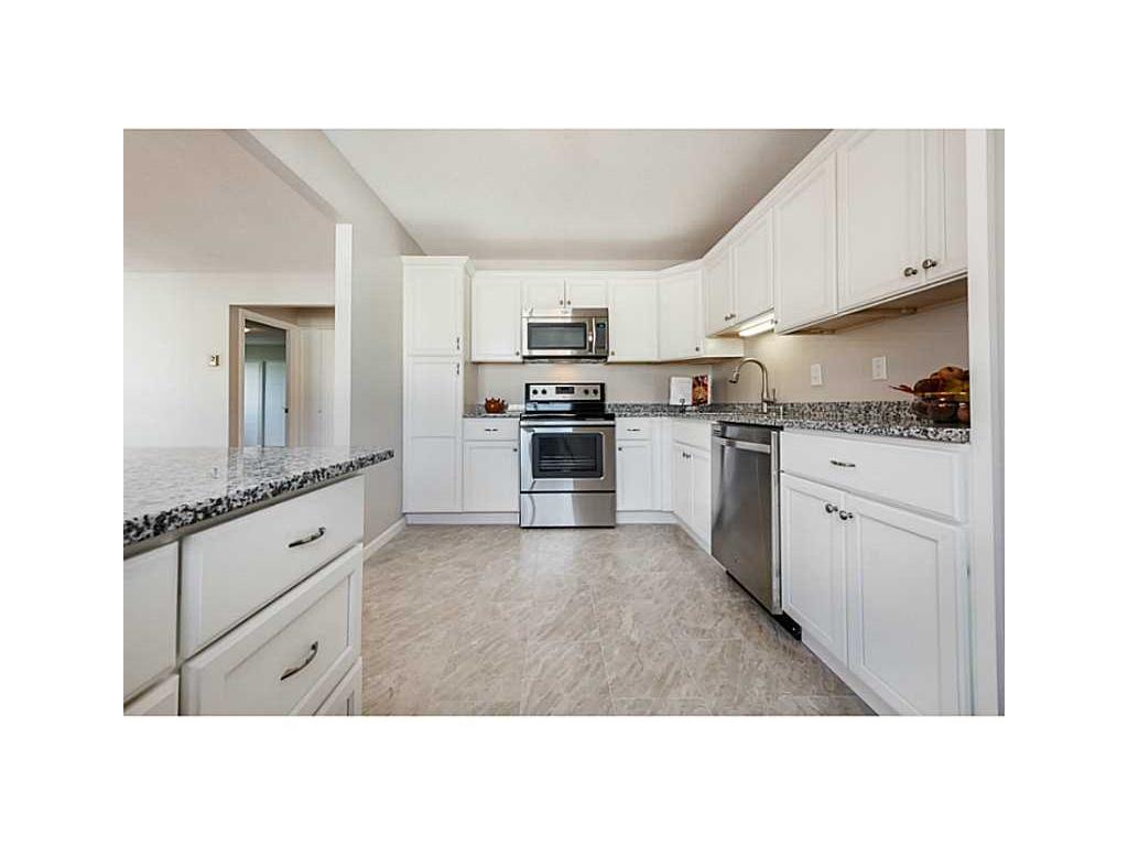 664 Orleans Ct 664 #664, Warwick, RI 02886 photo 9