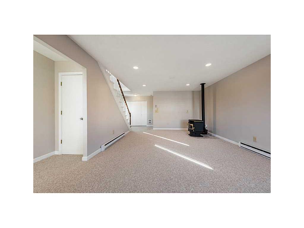 664 Orleans Ct 664 #664, Warwick, RI 02886 photo 17