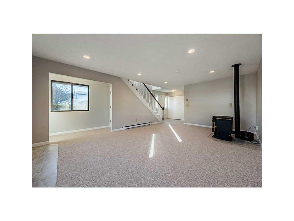 664 Orleans Ct 664 #664, Warwick, RI 02886 photo 16