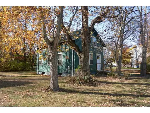111 Second Point Rd, Warwick, RI 02889 photo 2